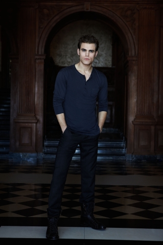 vampire diaries cast pics. Vampire Diaries Promotional